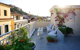 The Marble Suites, Plaka